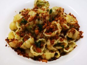 gnocchetti con broccoli e mollica