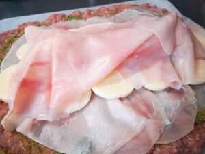 ricoprite con altro prosciutto