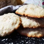 Biscotti all'avena profumati al latte di cocco