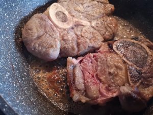 Ossobuco alla milanese e riso giallo