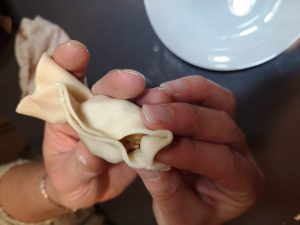 Gyoza cinesi con verdure e gamberoni