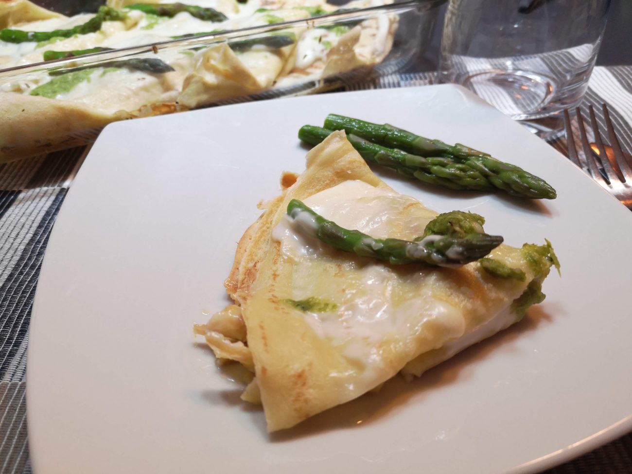 Crepes agli asparagi e stracchino