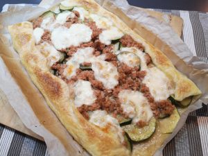 Sfoglia con zucchine e tonno