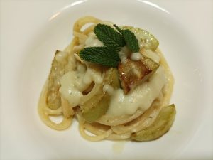 Spaghetto con crema di zucchina estiva