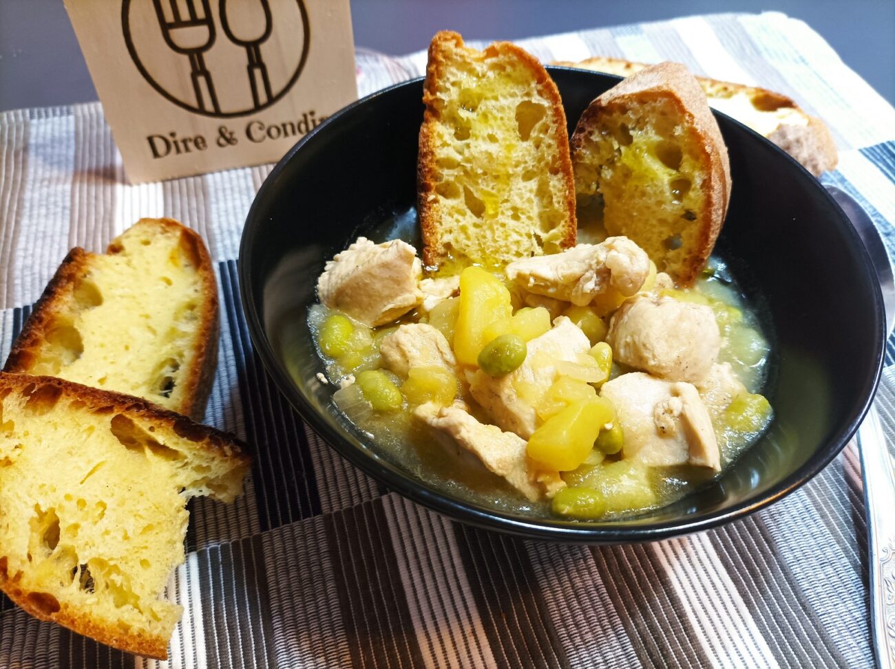 Zuppa cremosa di pollo e patate