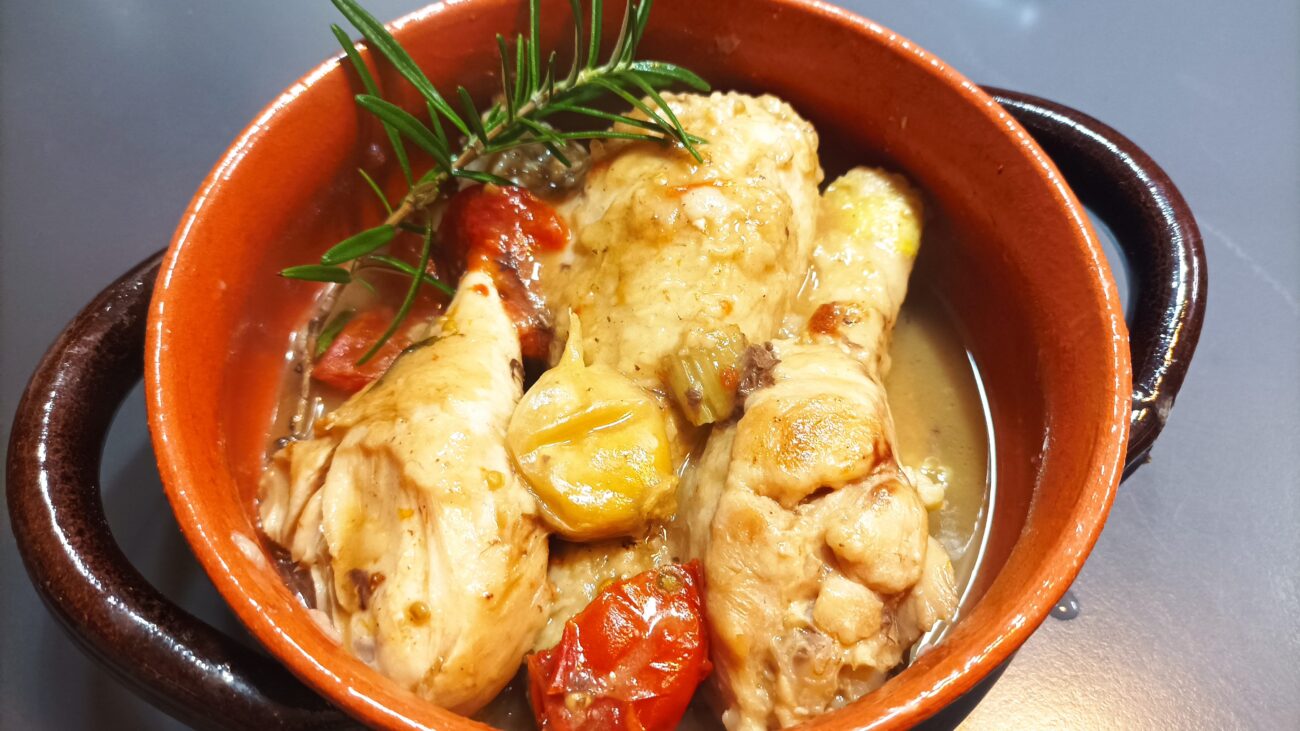 Pollo alla cacciatora in coccio