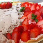 Crostata con crema al cioccolato e fragole