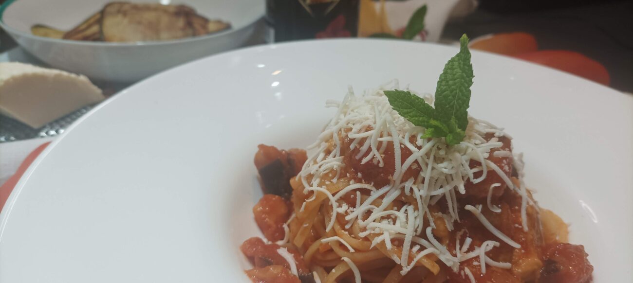 Spaghetti alla Norma al profumo di menta