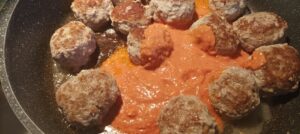 Polpette al sugo di pomodoro fresco