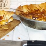 Torta di pasta fillo e pollo speziato